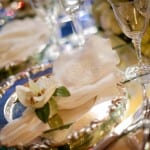 Mesa do jantar, com prataria e prendedor de guardanapo. Casamento ostentação do casal milionário Djalma e Priscila. Foto: Celso Junior e Ueslei Marcelino.