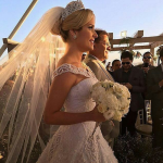 Penteado da noiva, buquê, véu e vestido de noiva casamento de Wesley Safadão e Thyane Dantas.