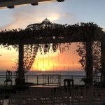 Pôr do sol no casamento de Wesley Safadão e Thyane Dantas.
