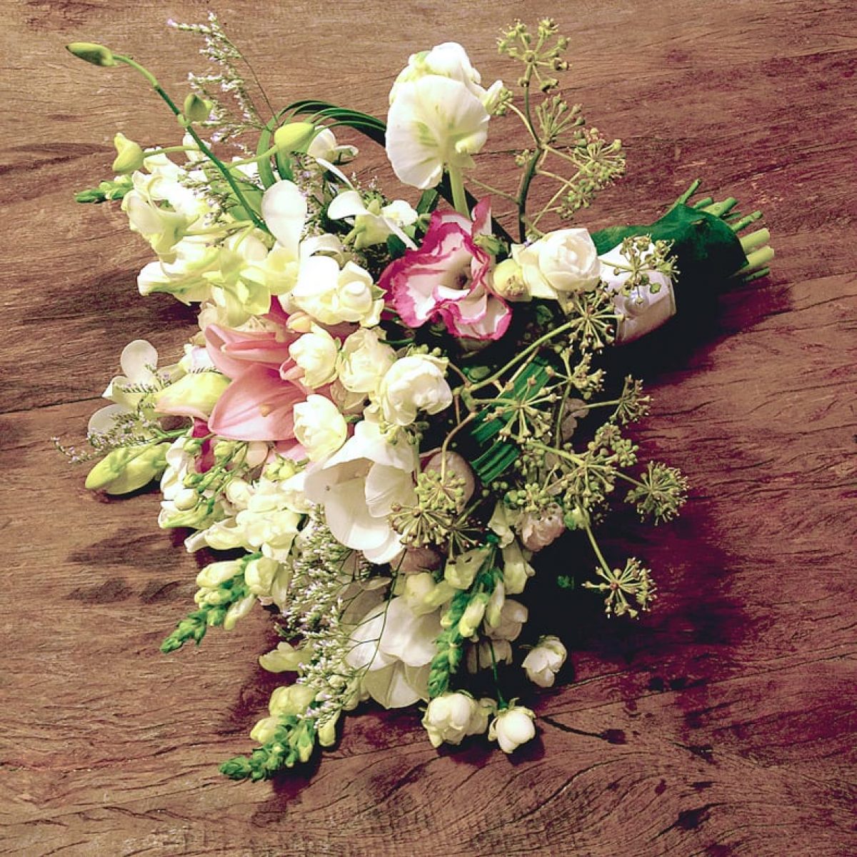 Casamento Alternativo: bouquets de noiva diferentes - Planejando Meu  Casamento